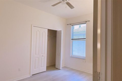 House in Orlando, Florida 4 bedrooms, 190.08 sq.m. № 1808911 - photo 16