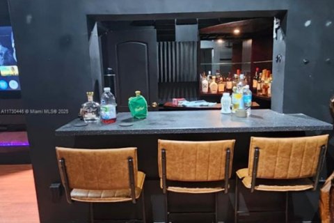 Villa ou maison à vendre à Homestead, Floride: 5 chambres, 188.03 m2 № 1935375 - photo 3