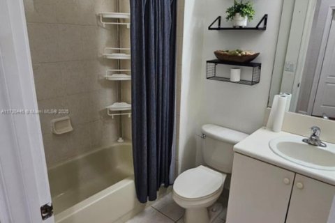 Villa ou maison à vendre à Homestead, Floride: 5 chambres, 188.03 m2 № 1935375 - photo 12