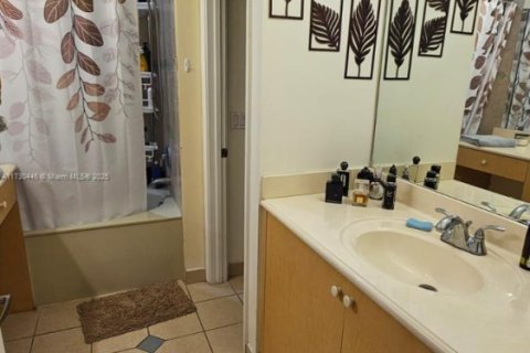 Villa ou maison à vendre à Homestead, Floride: 5 chambres, 188.03 m2 № 1935375 - photo 16