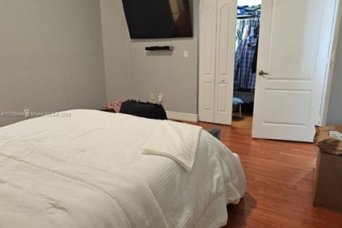 Villa ou maison à vendre à Homestead, Floride: 5 chambres, 188.03 m2 № 1935375 - photo 17