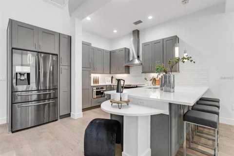 Condominio en alquiler en Tampa, Florida, 3 dormitorios, 149.85 m2 № 1908517 - foto 22