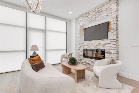 Condominio en alquiler en Tampa, Florida, 3 dormitorios, 149.85 m2 № 1908517 - foto 11