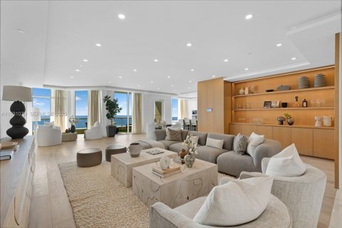 Condo in Sunny Isles Beach, Florida, 5 bedrooms  № 1993080 - photo 4