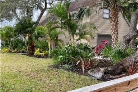 House in Sarasota, Florida 3 bedrooms, 168.71 sq.m. № 1717677 - photo 30