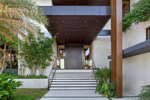 Villa ou maison à vendre à North Miami, Floride: 7 chambres, 736.06 m2 № 1964195 - photo 10