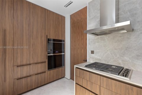 Villa ou maison à vendre à North Miami, Floride: 7 chambres, 736.06 m2 № 1964195 - photo 27