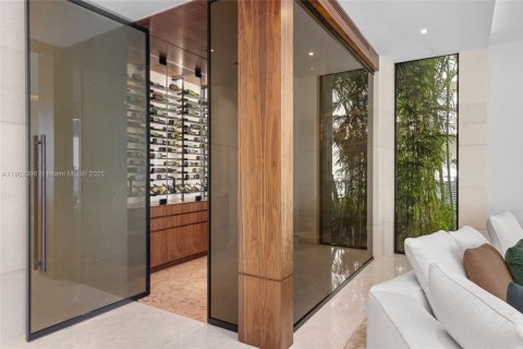 Villa ou maison à vendre à North Miami, Floride: 7 chambres, 736.06 m2 № 1964195 - photo 30