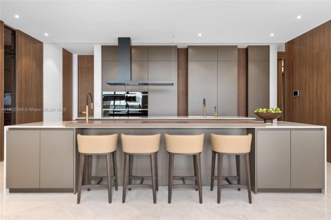 Villa ou maison à vendre à North Miami, Floride: 7 chambres, 736.06 m2 № 1964195 - photo 19