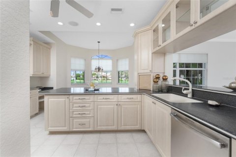 Copropriété à vendre à Punta Gorda, Floride: 2 chambres, 216.46 m2 № 1796509 - photo 27