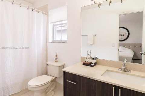 Townhouse in Hollywood, Florida 3 bedrooms, 149.02 sq.m. № 1964268 - photo 21