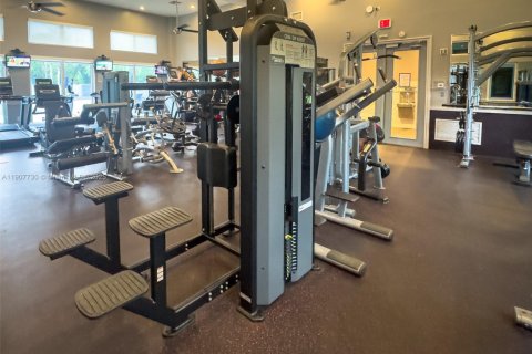 Townhouse in Hollywood, Florida 3 bedrooms, 149.02 sq.m. № 1964268 - photo 24