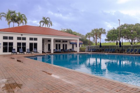 Townhouse in Hollywood, Florida 3 bedrooms, 149.02 sq.m. № 1964268 - photo 22