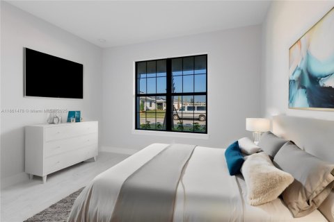 Casa en venta en Port St. Lucie, Florida, 5 dormitorios, 268.86 m2 № 1892412 - foto 27