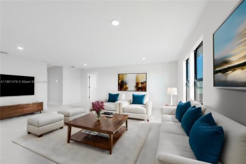 Casa en venta en Port St. Lucie, Florida, 5 dormitorios, 268.86 m2 № 1892412 - foto 9