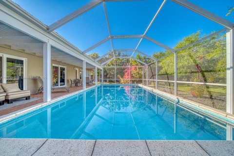 House in Palmetto Bay, Florida 5 bedrooms, 281.49 sq.m. № 1695808 - photo 30