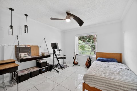 Villa ou maison à louer à Pembroke Pines, Floride: 4 chambres, 237.27 m2 № 2085733 - photo 19