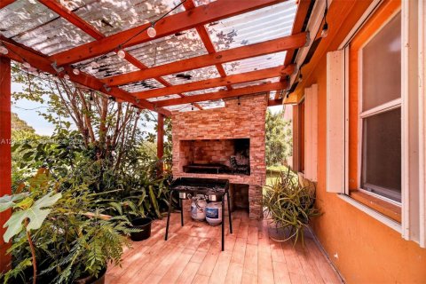 Villa ou maison à louer à Pembroke Pines, Floride: 4 chambres, 237.27 m2 № 2085733 - photo 30