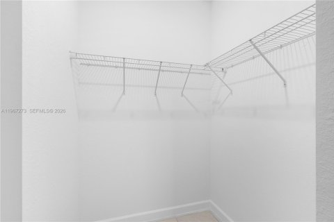 Casa en alquiler en Homestead, Florida, 3 dormitorios, 160.35 m2 № 2029123 - foto 28