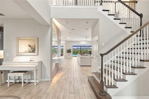 Villa ou maison à vendre à Clermont, Floride: 5 chambres, 364.55 m2 № 2408205 - photo 4