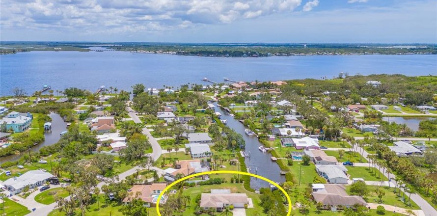 Casa en Ellenton, Florida 2 dormitorios, 124.77 m2 № 1795380