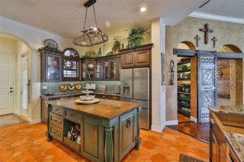 House in Apollo Beach, Florida 4 bedrooms, 409.33 sq.m. № 1757938 - photo 23