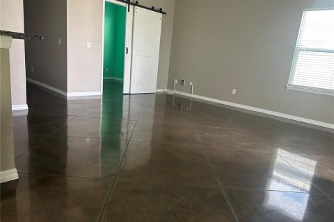 Casa en alquiler en Winter Haven, Florida, 3 dormitorios, 117.8 m2 № 1916439 - foto 3