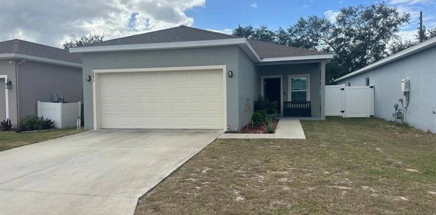 Casa en Winter Haven, Florida 3 dormitorios, 117.8 m2 № 1916439