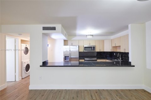 Купить кондоминиум в Майами-Бич, Флорида 2 спальни, 160.07м2, № 2004217 - фото 2