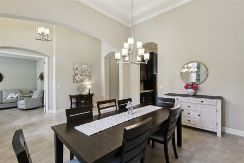House in Fish Hawk, Florida 4 bedrooms, 336.96 sq.m. № 1754715 - photo 13