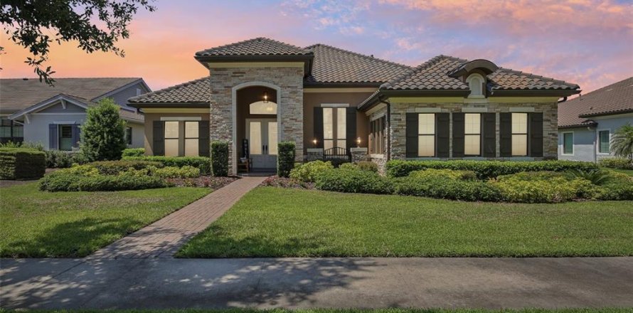 House in Fish Hawk, Florida 4 bedrooms, 336.96 sq.m. № 1754715