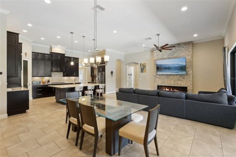 House in Fish Hawk, Florida 4 bedrooms, 336.96 sq.m. № 1754715 - photo 15
