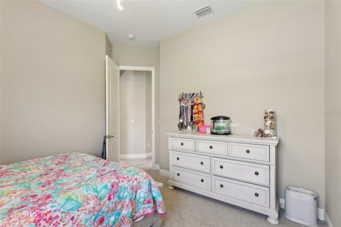 House in Fish Hawk, Florida 4 bedrooms, 336.96 sq.m. № 1754715 - photo 23