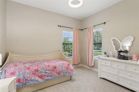 House in Fish Hawk, Florida 4 bedrooms, 336.96 sq.m. № 1754715 - photo 25