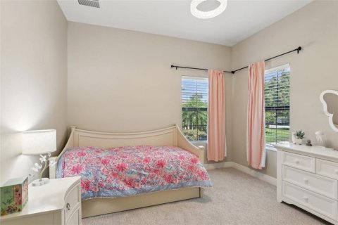 House in Fish Hawk, Florida 4 bedrooms, 336.96 sq.m. № 1754715 - photo 24