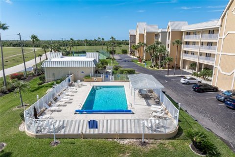 Copropriété à vendre à Punta Gorda, Floride: 3 chambres, 147.9 m2 № 2110530 - photo 6