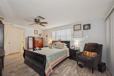 House in Hudson, Florida 2 bedrooms, 141.12 sq.m. № 2207153 - photo 26