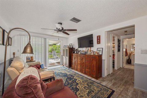House in Hudson, Florida 2 bedrooms, 141.12 sq.m. № 2207153 - photo 22