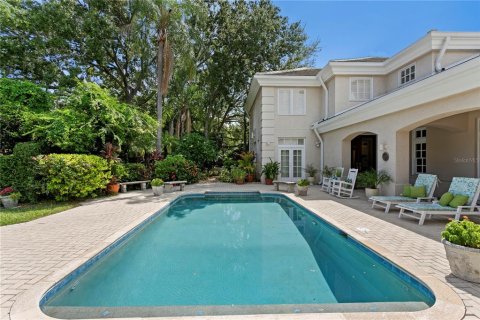 Casa en venta en Tampa, Florida, 5 dormitorios, 415.74 m2 № 2383562 - foto 6