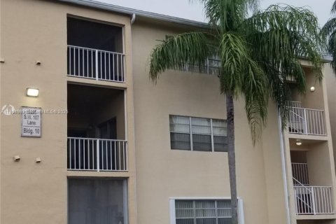 Condominio en venta en Miami, Florida, 2 dormitorios, 101.54 m2 № 1893242 - foto 5
