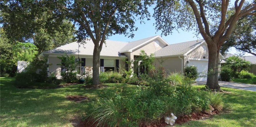 House in Melbourne, Florida 4 bedrooms, 163.04 sq.m. № 1888648