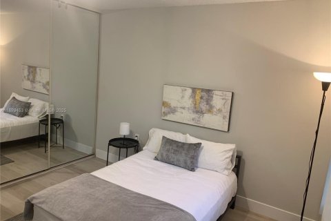 Condominio en alquiler en Davie, Florida, 2 dormitorios, 128.67 m2 № 1943363 - foto 20