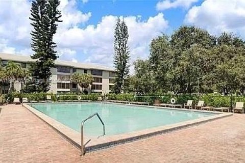 Condominio en alquiler en Davie, Florida, 2 dormitorios, 128.67 m2 № 1943363 - foto 28