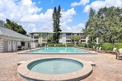 Condominio en alquiler en Davie, Florida, 2 dormitorios, 128.67 m2 № 1943363 - foto 29