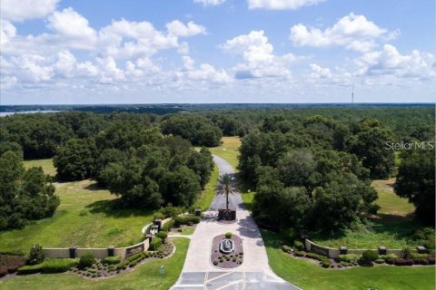 Land in Belleview, Florida № 1558432 - photo 1