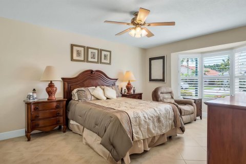 House in Boca Raton, Florida 2 bedrooms, 185.53 sq.m. № 2191601 - photo 25