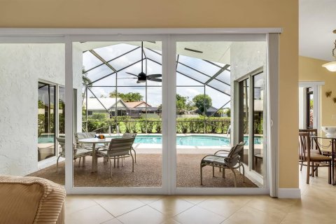 House in Boca Raton, Florida 2 bedrooms, 185.53 sq.m. № 2191601 - photo 29