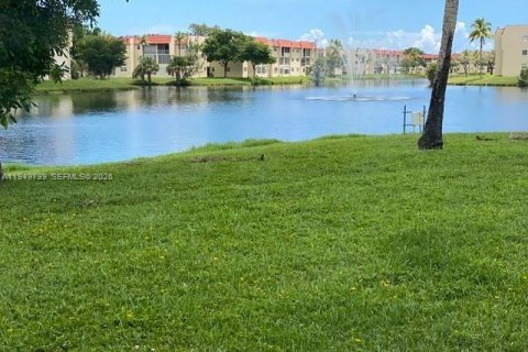 Copropriété à vendre à Sunrise, Floride: 1 chambre, 59.46 m2 № 2005551 - photo 25