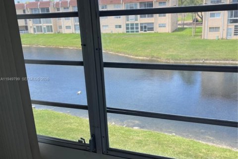 Copropriété à vendre à Sunrise, Floride: 1 chambre, 59.46 m2 № 2005551 - photo 23