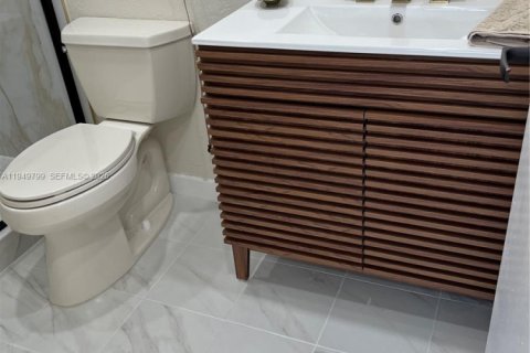 Copropriété à vendre à Sunrise, Floride: 1 chambre, 59.46 m2 № 2005551 - photo 17